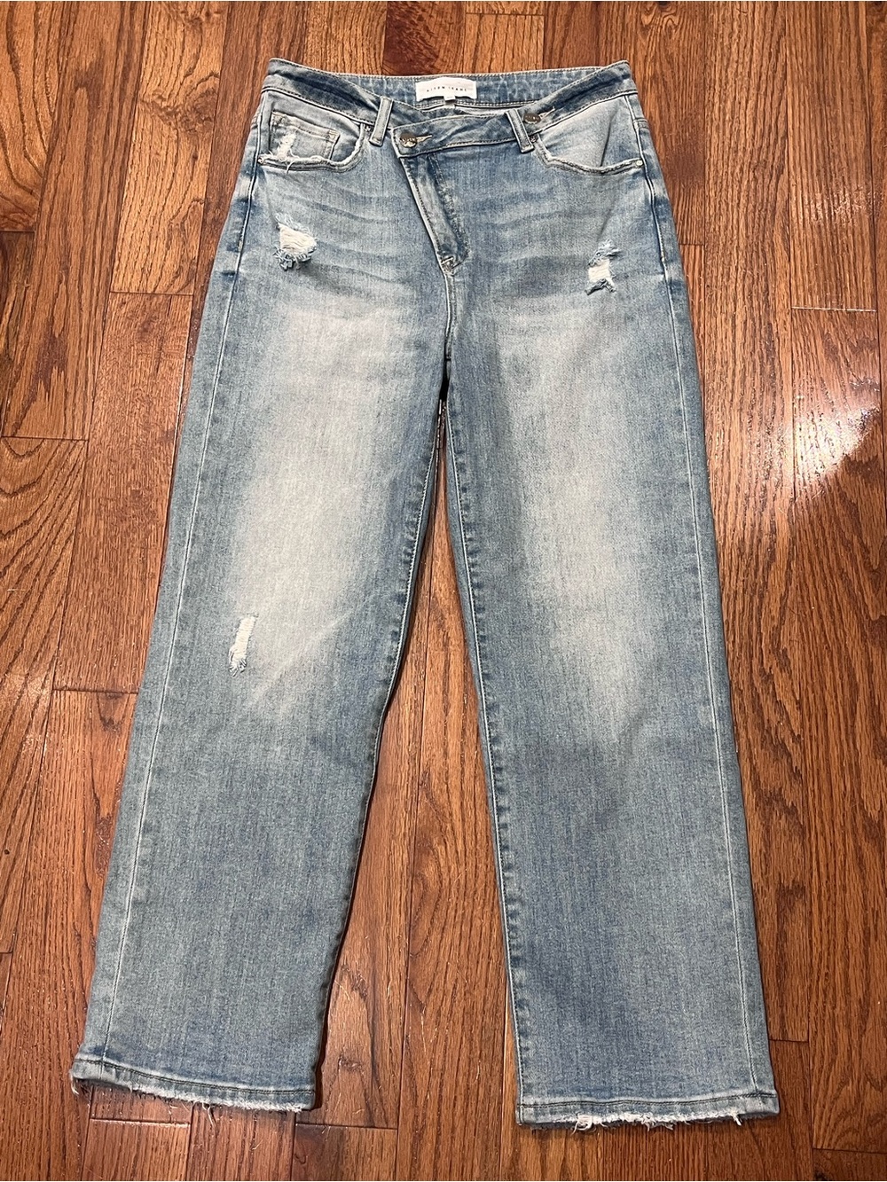 Risen Light Wash Women's Straight-Leg Jeans -Sz 9/29